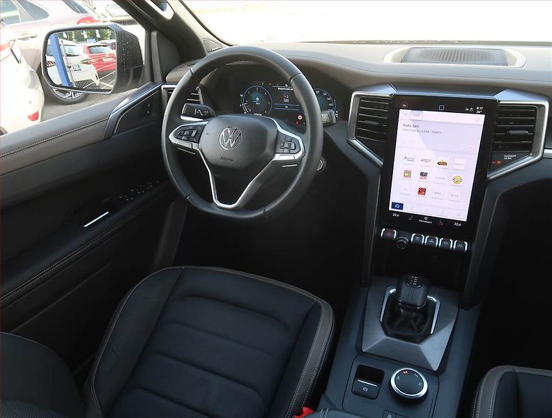Volkswagen Amarok (2025) V6 3.0 TDI - fotka 7 z 25
