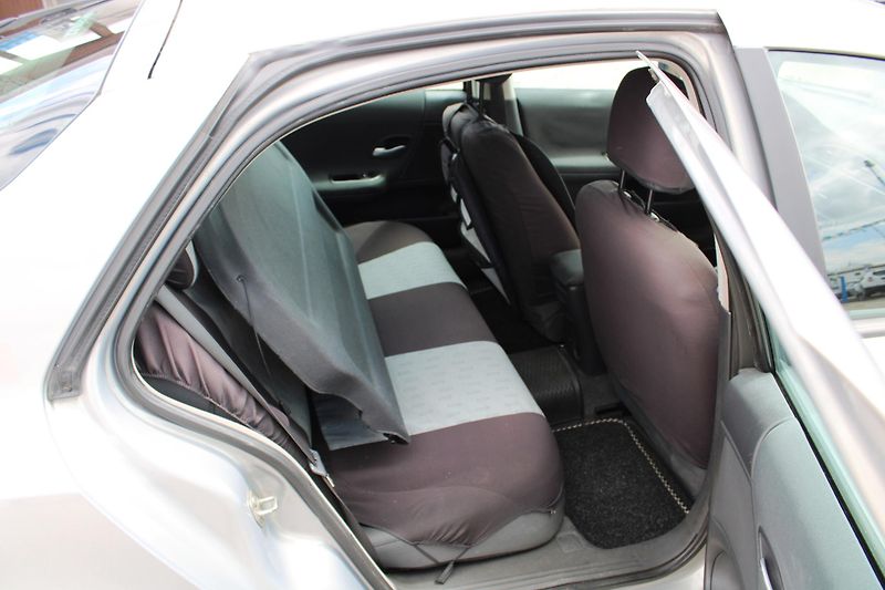 Renault Laguna (2007) 1,9DCI 96KW KLIMA EL.OKNA ALU - fotka 12 z 16