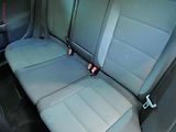 Volkswagen Golf (2011) 1.6 TDi, AC, park.asist - náhled 10