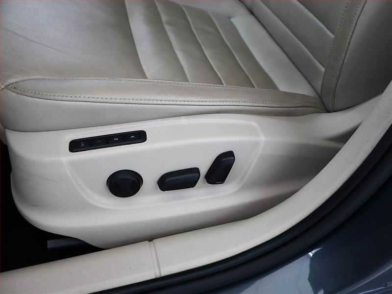 Škoda Octavia (2014) 1.8 TSI, 4X4, Automat - fotka 19 z 21