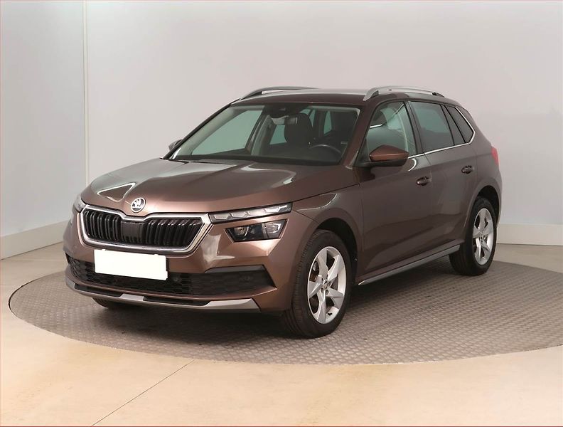 Škoda Kamiq (2020) Style 1.5 TSI - fotka 2 z 15