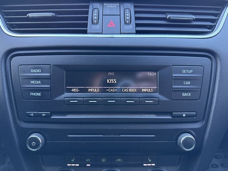 Škoda Octavia (2013) 2.0TDi  Klima Tempomat BT - fotka 13 z 45