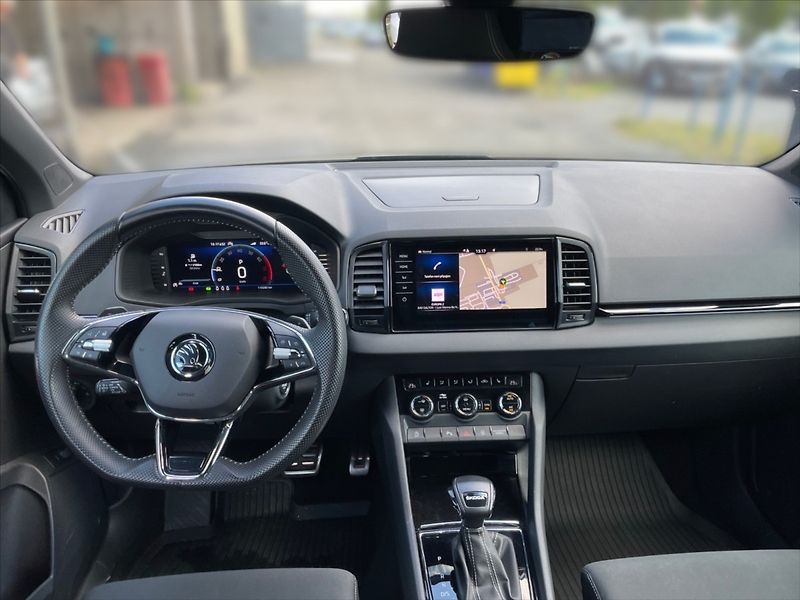 Škoda Karoq 1,5 TSI Sportline Exclusive DS - fotka 9 z 11