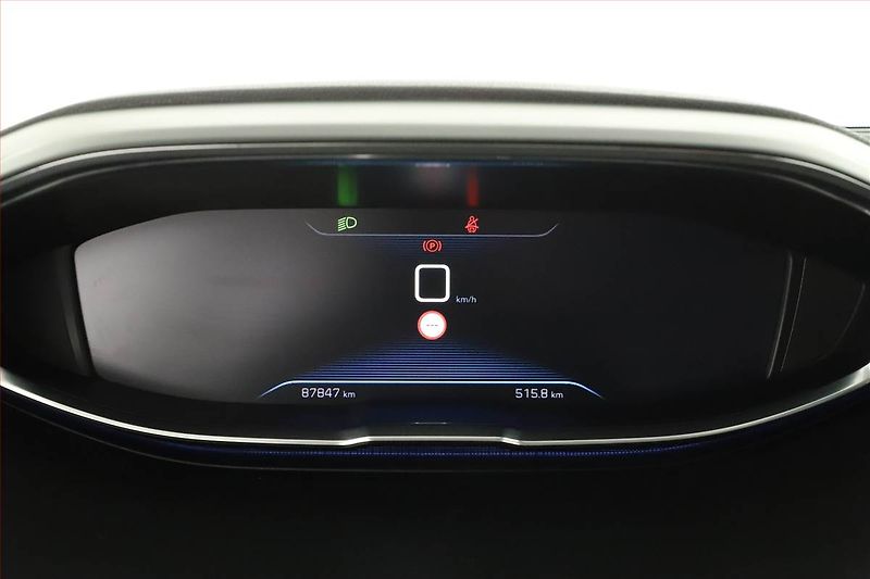 Peugeot 5008 (2019) 1.5 BlueHDi, 7 míst - fotka 8 z 21