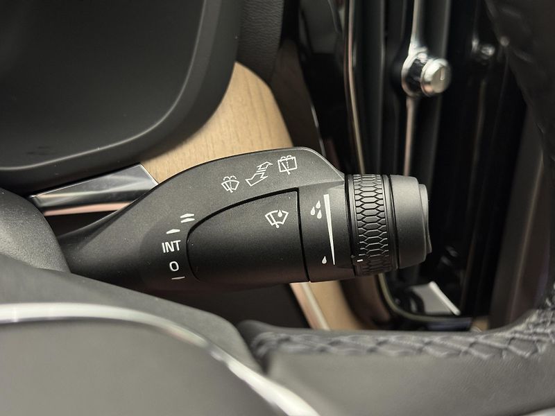 Volvo XC60 (2026) B5 AWD AUT BRIGHT PLUS  - fotka 32 z 70