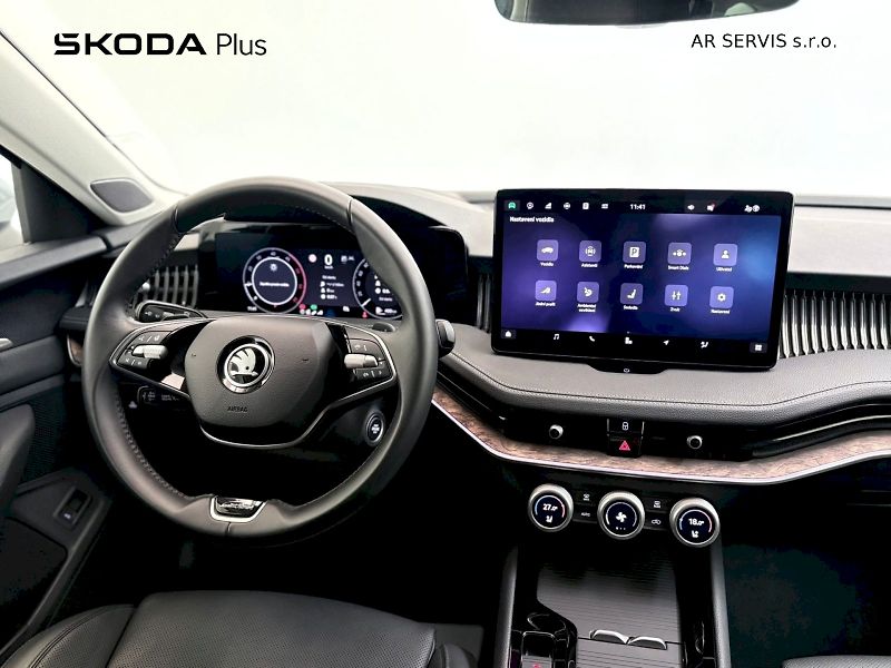 Škoda Superb (2024) L&K 2.0TDI/142kW 4x4 7DSG - ma - fotka 5 z 52