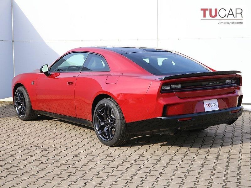 Dodge Charger 2dv. Scat Pack 3,0 V6 AWD - fotka 3 z 44