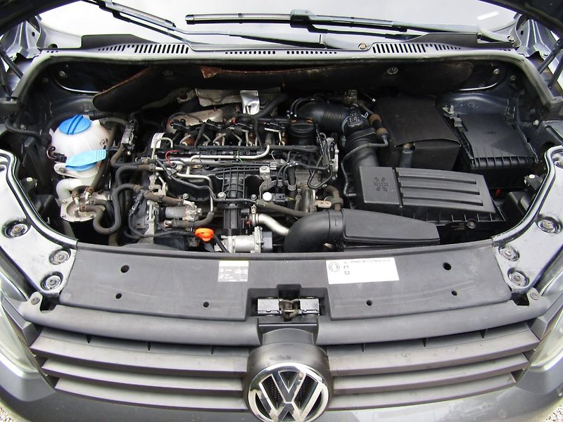 Volkswagen Caddy (2013) 1.6 TDI 75kW  7 MÍST - fotka 37 z 37