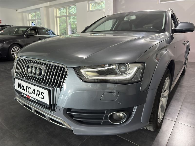 Audi A4 Allroad 3,0   TDI AT 180KW B&O BI-XEN - fotka 29 z 32