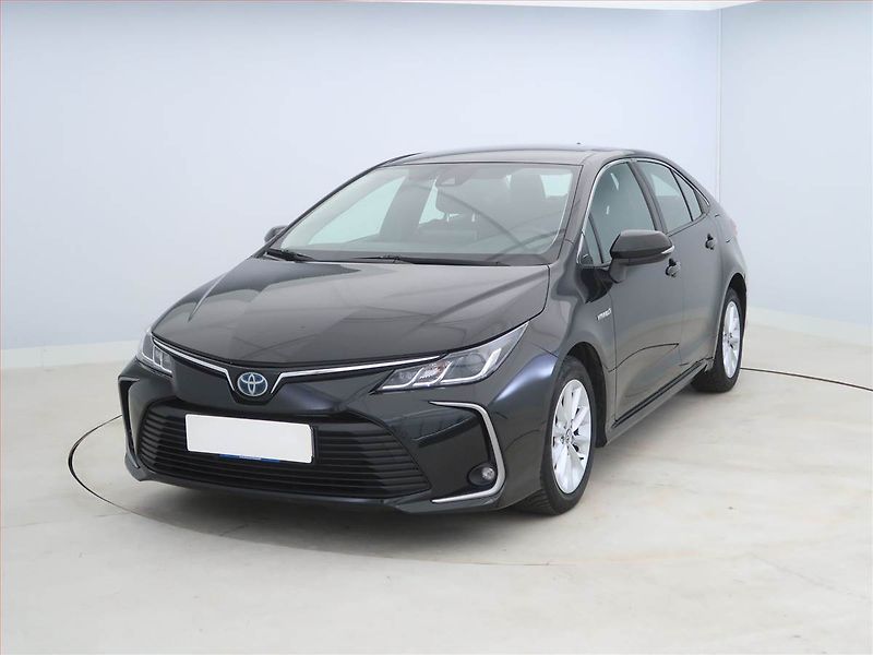 Toyota Corolla (2019) 1.8 Hybrid, Automat, ČR,1.maj - fotka 2 z 15