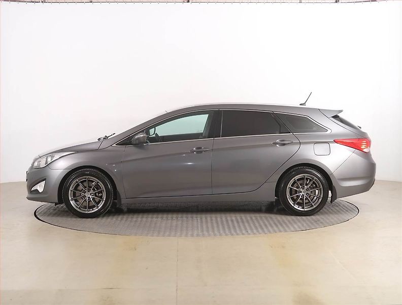 Hyundai i40 (2014) 1.7 CRDi, Serv.kniha, Tempomat - fotka 3 z 16
