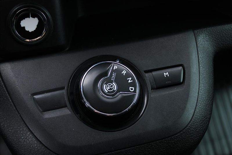 Toyota ProAce Verso 2.0D 130kW L2 A/T 8-MÍST KŮŽE - fotka 21 z 24
