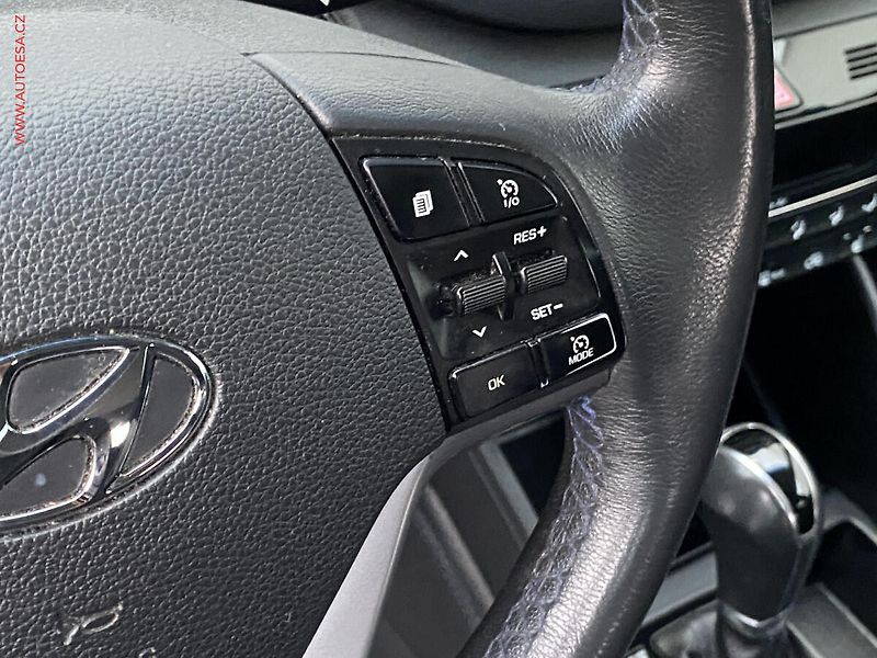 Hyundai Tucson (2017) 2.0 CRDi 4WD, ČR, Style, AT - fotka 14 z 19
