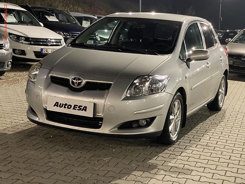 Toyota Auris (2009) 1.6 i, ČR - fotka 3 z 18