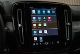 Volvo XC40 B4 AWD KAMERY360*HARMAN*ČR 1.M - náhled 25