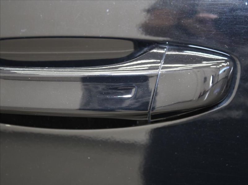 Opel Grandland 1,2 Hybrid 145k. GS-line 17tkm - fotka 22 z 22