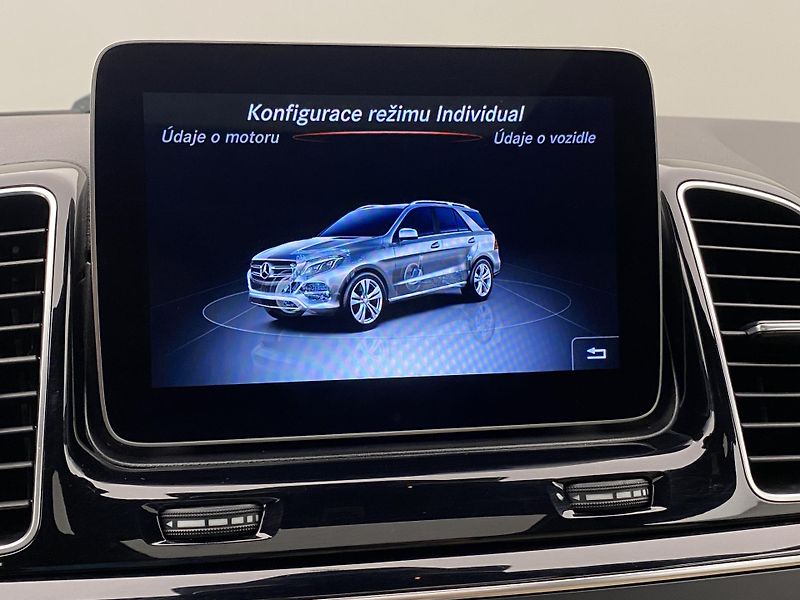 Mercedes-Benz GLE 43 AMG 4MATIC AUT  - fotka 58 z 67