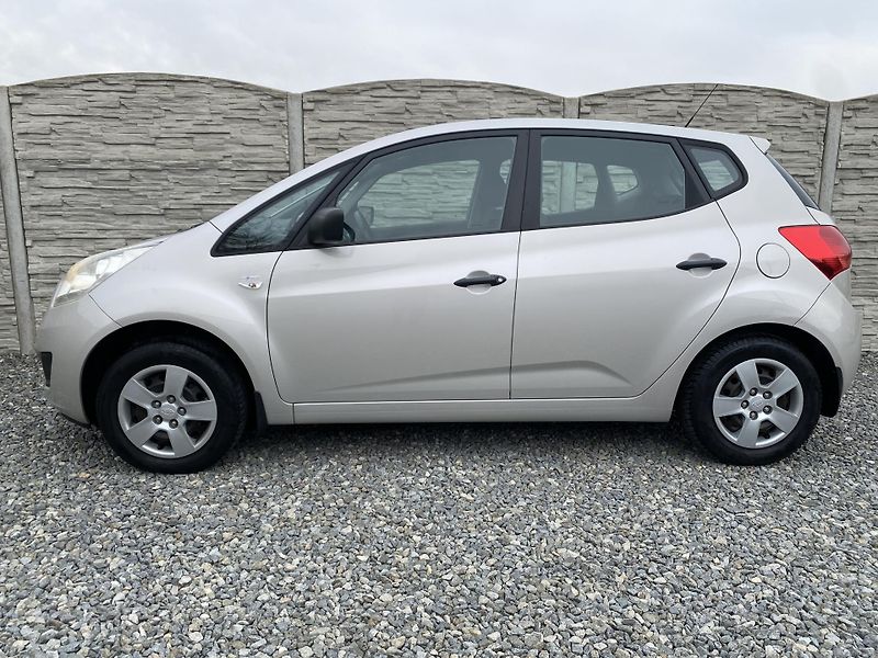 Kia Venga 1.4i 16v 90PS KLIMA SERVIS!!!  - fotka 1 z 144