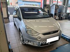 Ford S-MAX (2010) 2.2TDCi, navi, autoAC - fotografie inzerátu