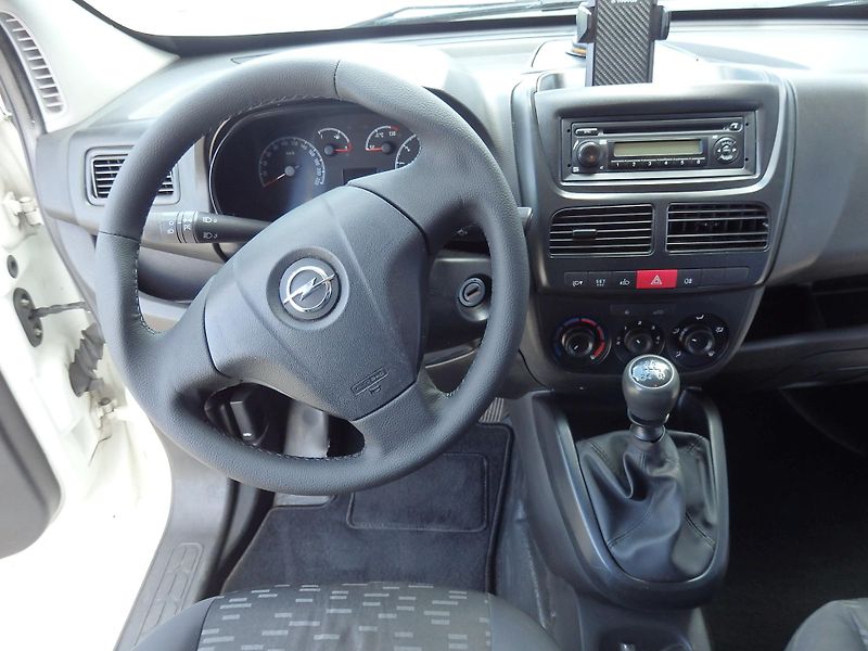 Opel Combo 1.4i 70 kW KLIMATIZACE - fotka 10 z 12