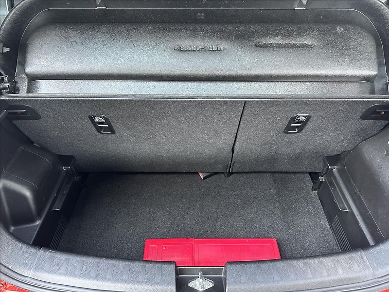 Suzuki Swift 1,2 4x4 - fotka 5 z 18