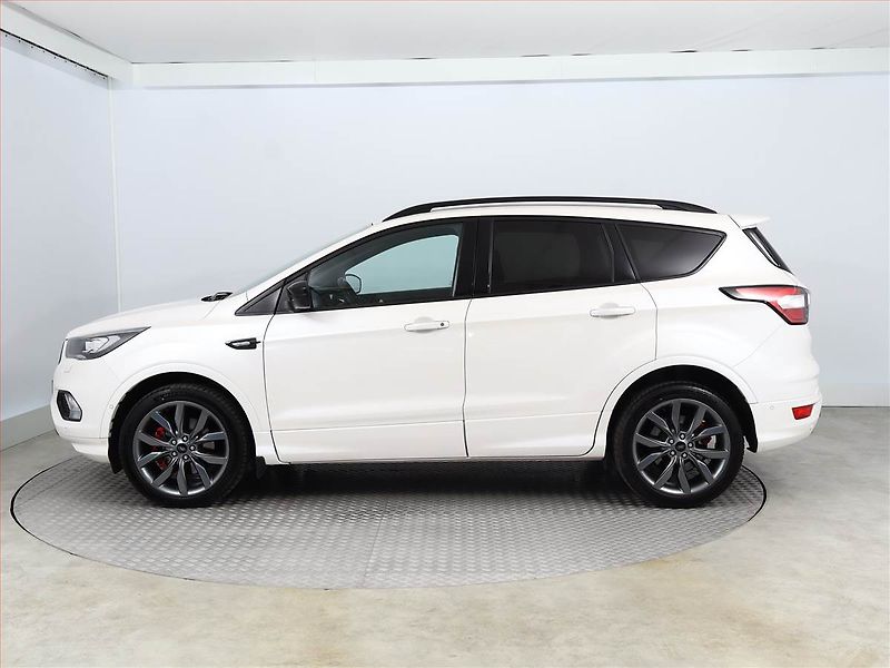 Ford Kuga (2019) ST-Line 2.0 TDCi, 4X4 - fotka 3 z 18