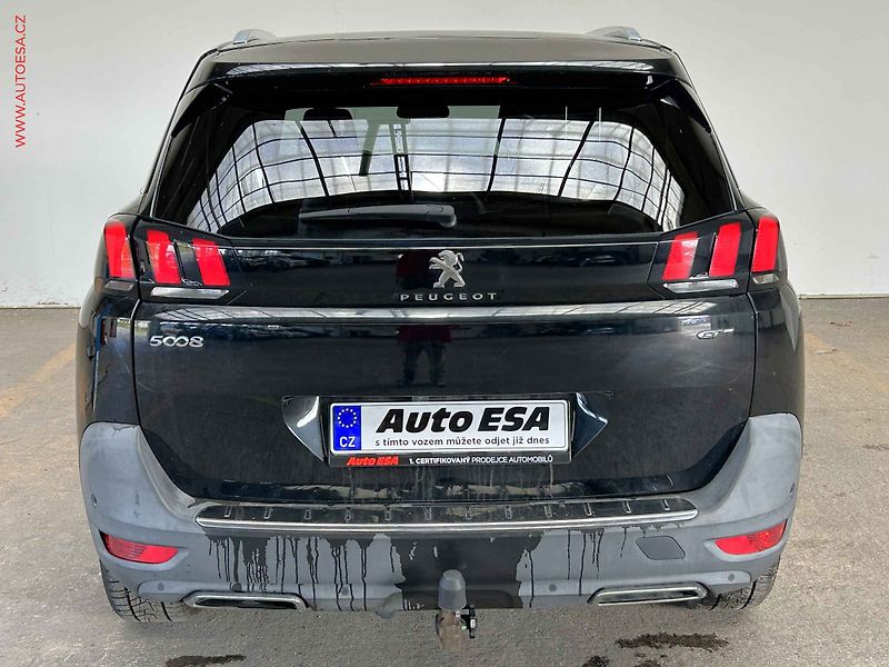 Peugeot 5008 (2018) 2.0HDi, 1.maj, AT, LED - fotka 5 z 18