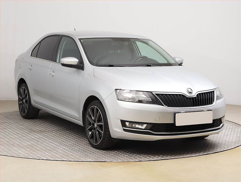 Škoda Rapid (2019) 1.0 TSI, Vyhř. sedaček - fotografie inzerátu