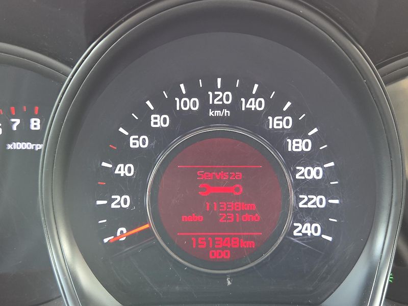 Kia Ceed 1,6i KOMBI i na splátky VŠEM!  - fotka 11 z 11
