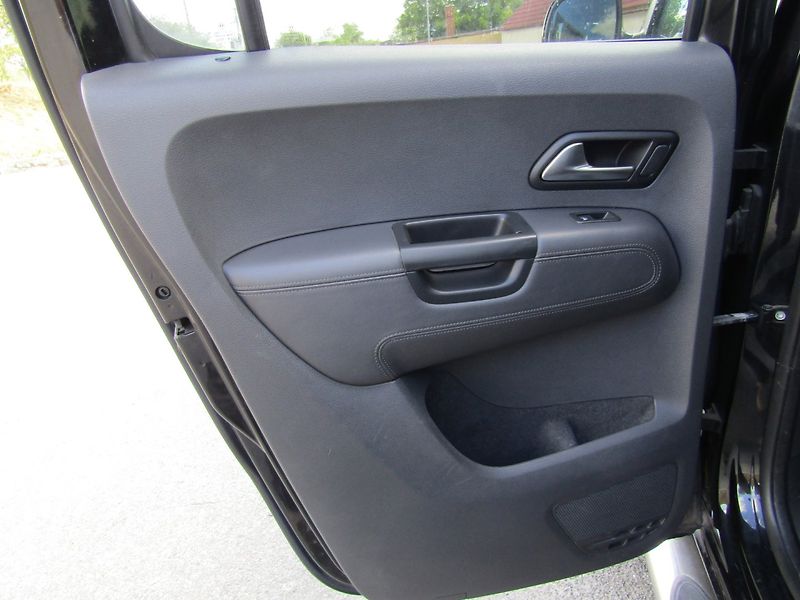 Volkswagen Amarok (2010) 2.0 TDI 120kW - fotka 17 z 32