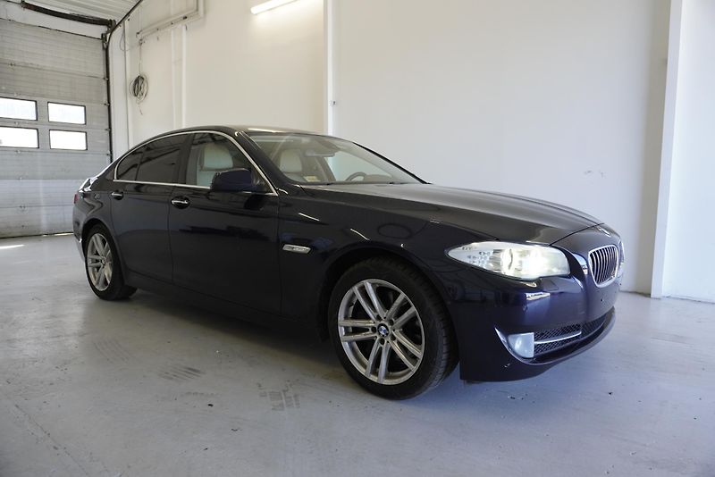 BMW Řada 5 535D SEDAN XDRIVE STEPTRONIC - fotka 2 z 32