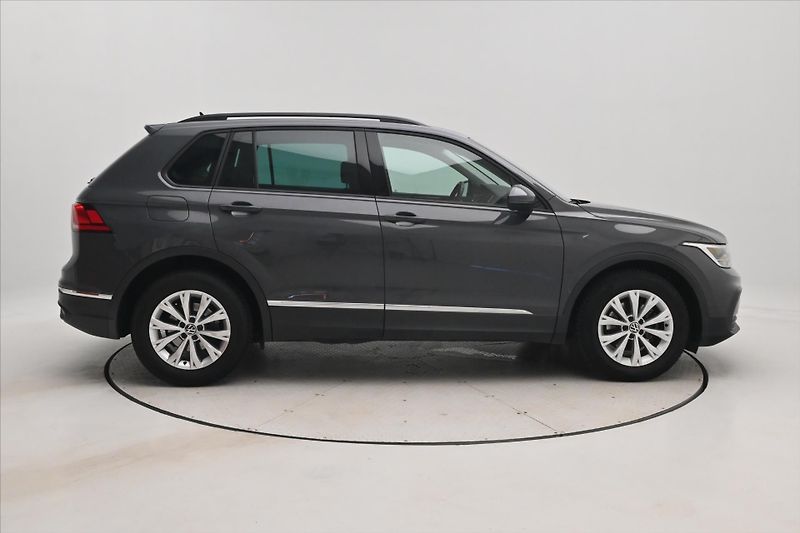 Volkswagen Tiguan 2,0 TDI 110 kW DSG Life Záruka - fotka 4 z 33