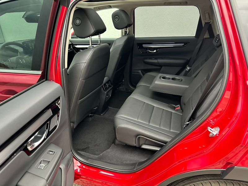 Honda CR-V (2026) 2.0 e:HEV ADVANCE MR2026 RED - fotka 18 z 33