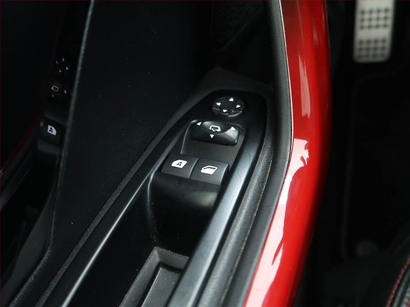 Peugeot 208 (2014) 1.6 GTi, Serv.kniha, Tempomat - fotka 15 z 21