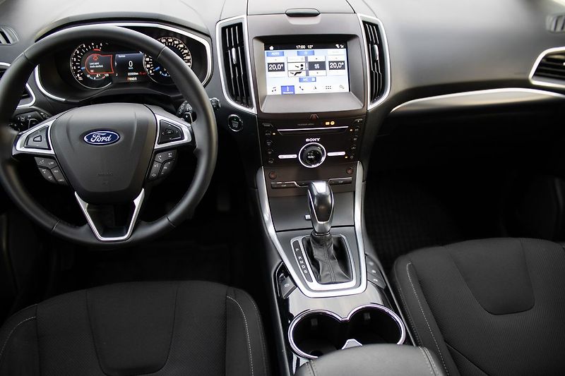 Ford S-MAX servisní knížka - fotka 10 z 36
