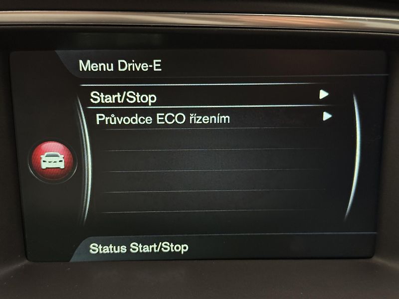 Volvo V40 D2 KINETIC REZERVACE - fotka 40 z 47