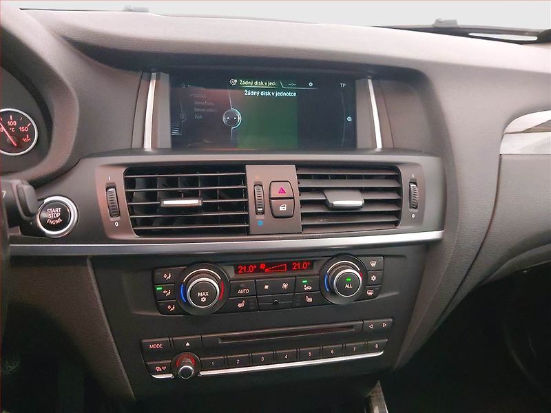 BMW X3 (2012) xDrive20d, 4X4, Automat - fotka 12 z 22