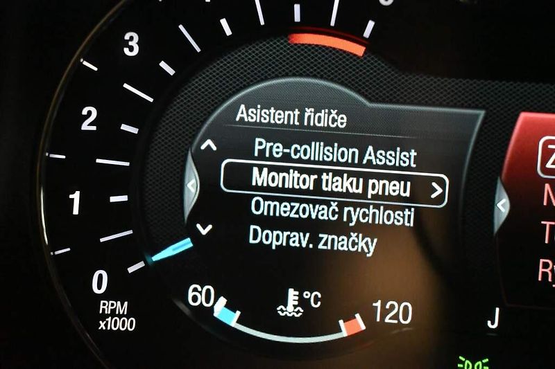 Ford Mondeo (2020) 2.0 ST-LINE LED SONY ACC Kamer - fotka 23 z 41