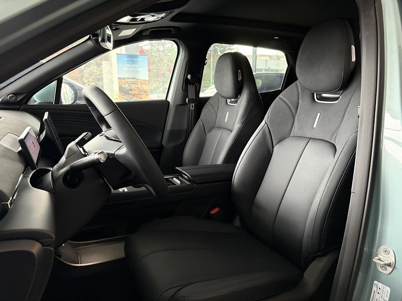 Omoda 7 (2026) OMODA 7 ICE 4x4 PREMIUM - fotka 8 z 19