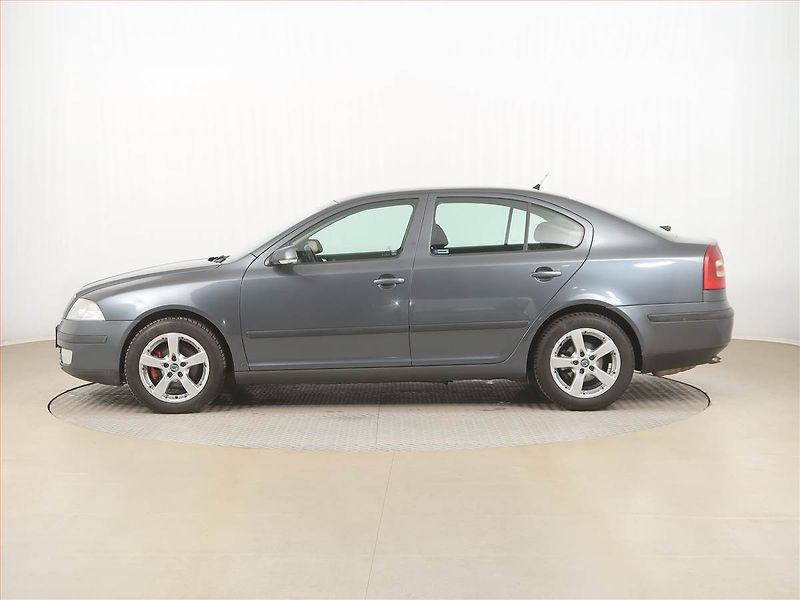 Škoda Octavia (2007) 2.0 TDI, po STK, dobrý stav - fotka 3 z 13