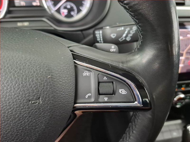 Škoda Octavia (2018) Style 2.0 TDI, Automat, Navi - fotka 19 z 21