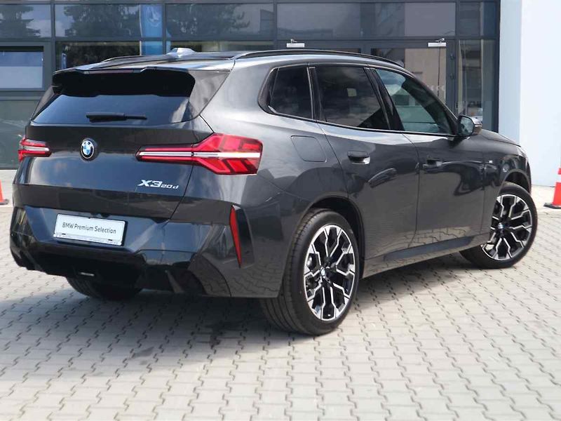 BMW X3 - fotka 9 z 10