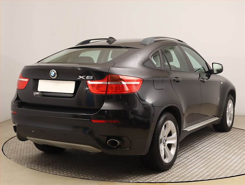 BMW X6 (2010) xDrive30d, 4X4, Automat, Kůže - fotka 5 z 24