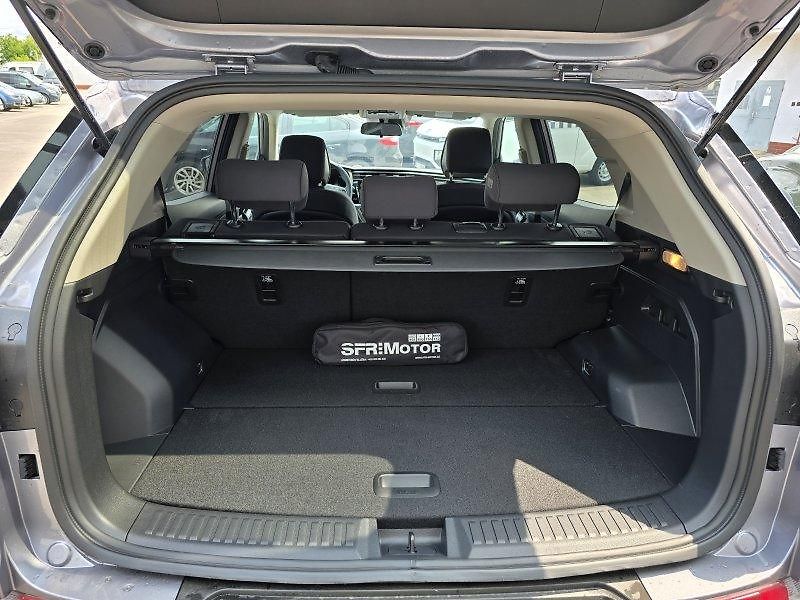 KGM Korando (2024) 1.5 TGDI STYLE+, AT - fotka 8 z 12