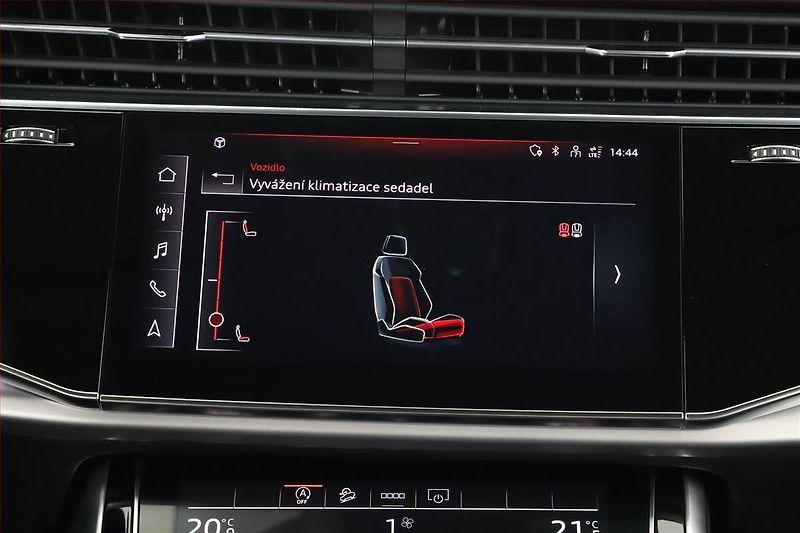 Audi Q8 (2023) 55 TFSI - fotka 16 z 20