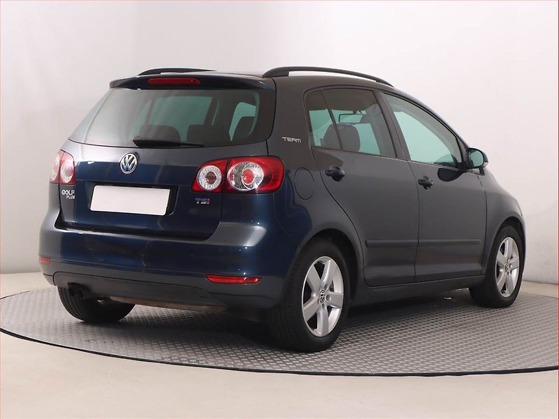 Volkswagen Golf Plus (2011) 1.4 TSI, Serv.kniha - fotka 5 z 17