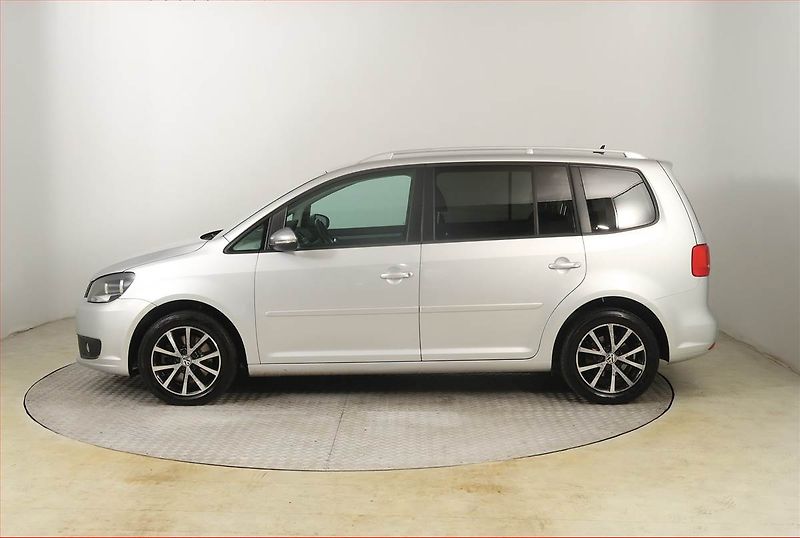 Volkswagen Touran (2011) Comfortline 2.0 TDI - fotka 3 z 19