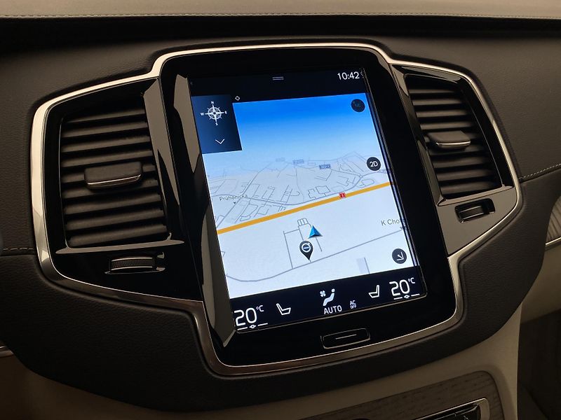 Volvo XC90 B5 AWD INSCRIPTION REZERVACE - fotka 40 z 54