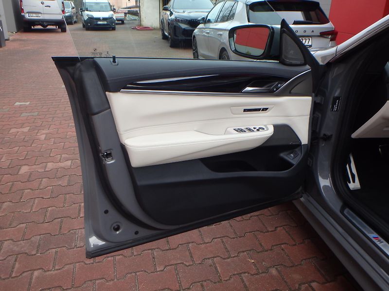 BMW Řada 6 (2022) 640 GT xDrive, INDIVIDUAL - fotka 6 z 22