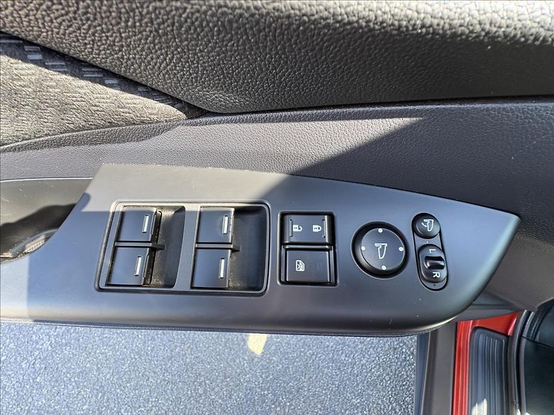 Honda CR-V 1,6 i-DTEC 88kW Elegance,Výbav - fotka 4 z 38